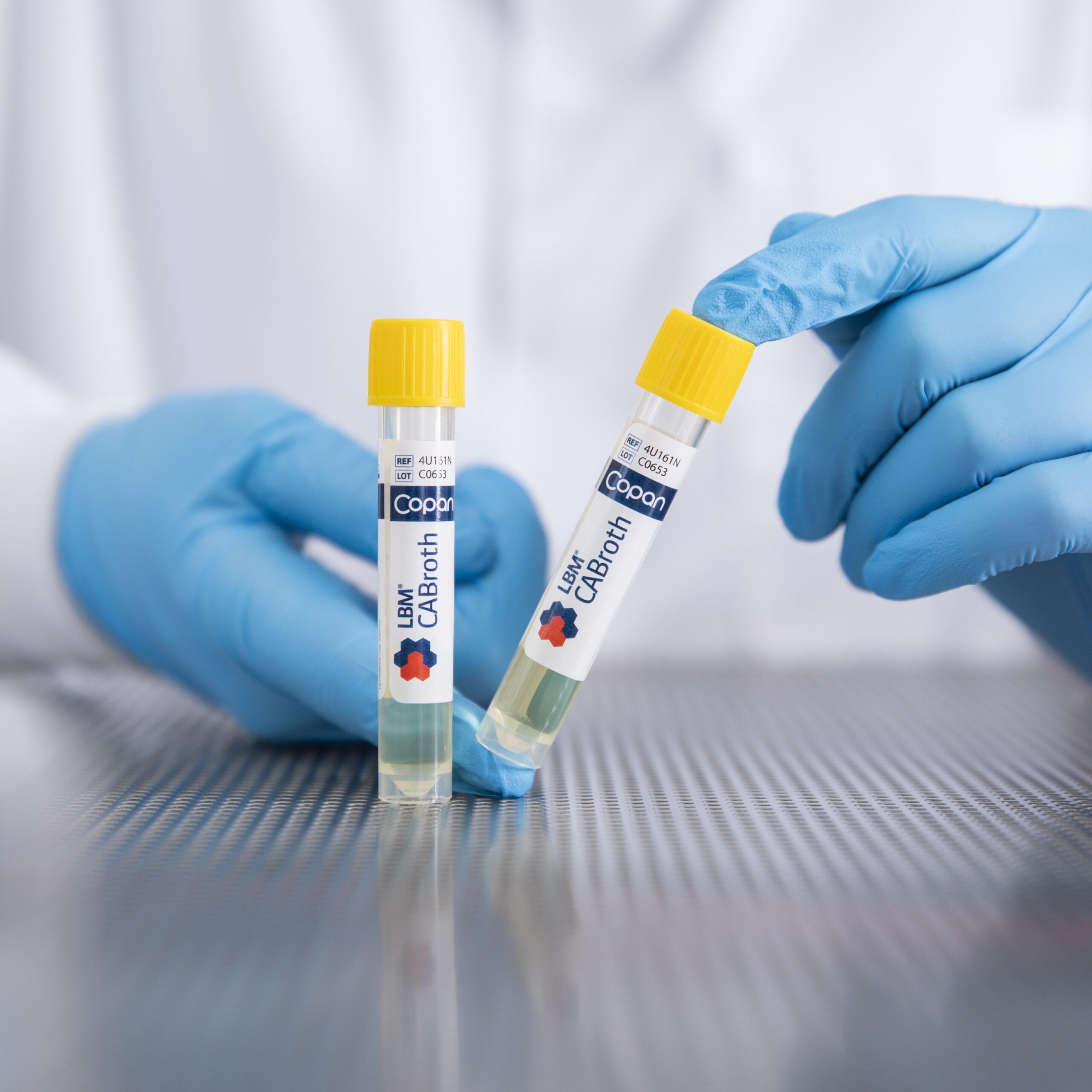 LBM CABroth — Selective enrichment broth for Candida auris